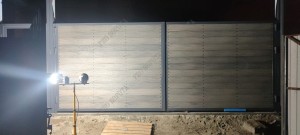 ворота распашные, заполнение террасной доской
