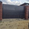 Сдвижные ворота, заполнение евроштакетник с одной стороны