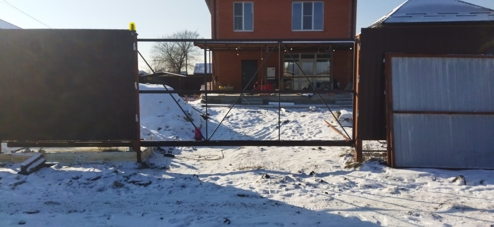 Сдвижные (откатные) ворота каркас