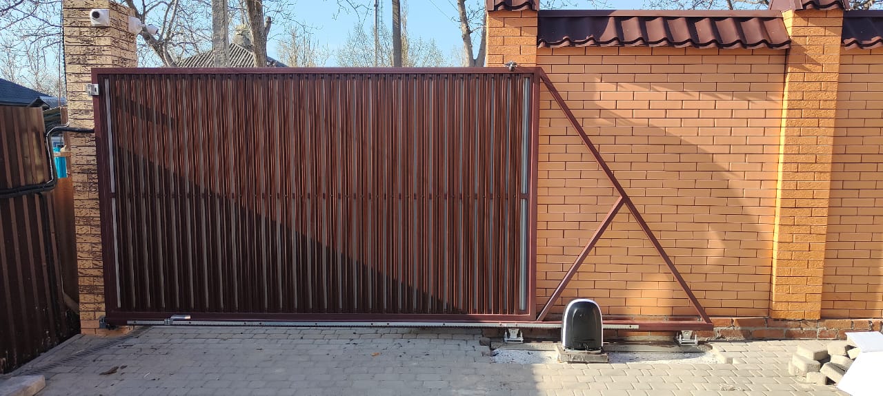 Сдвижные (откатные) ворота штакетник